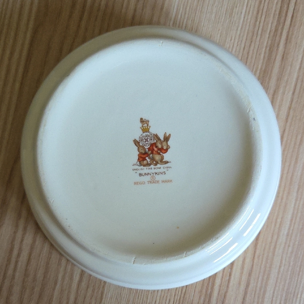 Royal Doulton Bunnykins Peter Rabbit Tickets Counter Children's Bowl - Picture 6 of 6